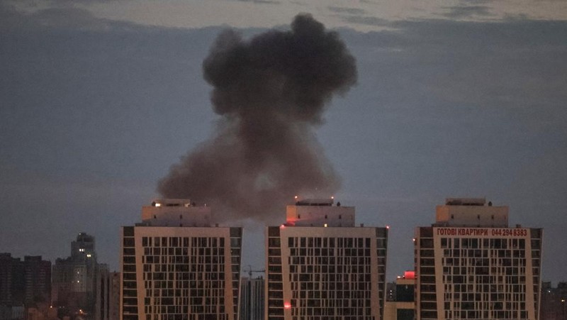 Suasana Moscow di serang drone (REUTERS/MAXIM SHEMETOV)