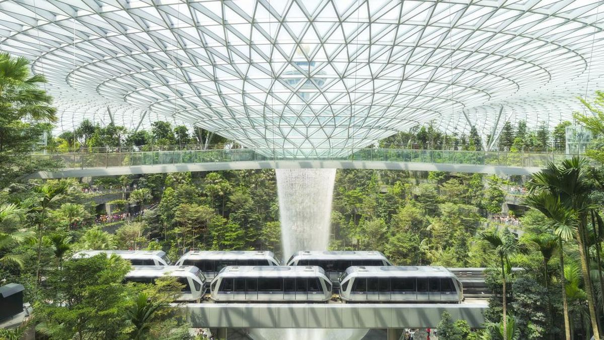 Sembunyikan Pisau dalam Sepatu saat Berada di Bandara Changi, WNI Terancam di Bui