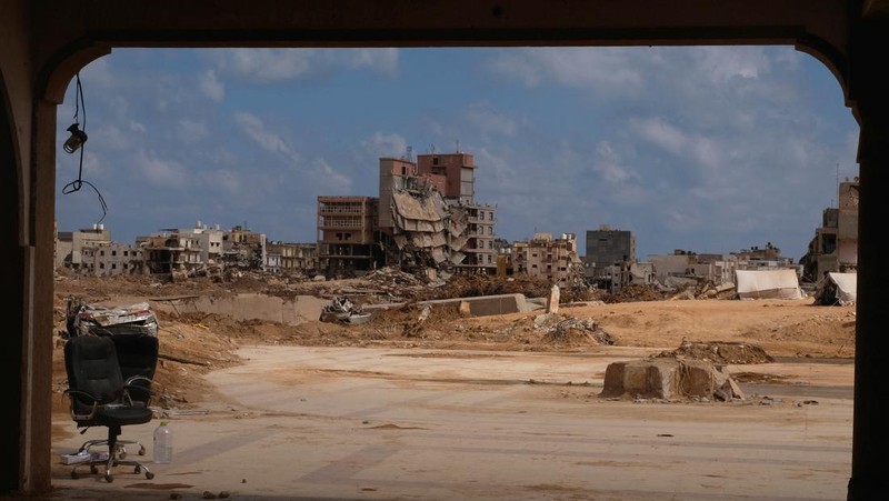 A man inspects a damaged mosque, in the aftermath of a deadly storm and flooding that hit Libya, in Derna, Libya September 20, 2023. REUTERS/Esam Omran Al-fetori