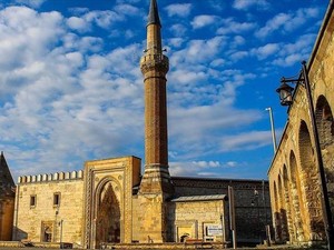 Kisah Rasulullah Membaca Doa Masuk Masjid yang Bisa Diteladani