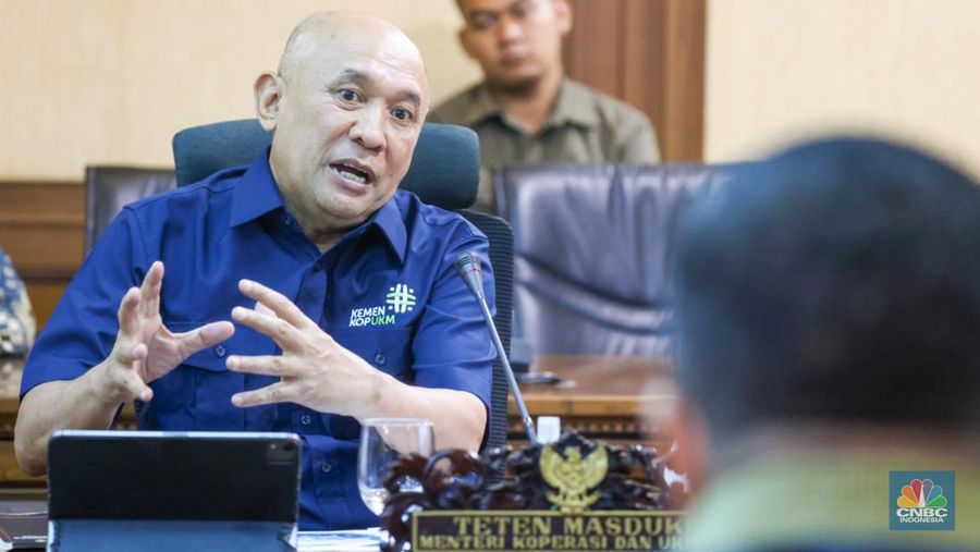 Menteri Koperasi dan UKM (MenKopUKM) Teten Masduki. (CNBC Indonesia/Martyasari Rizky)