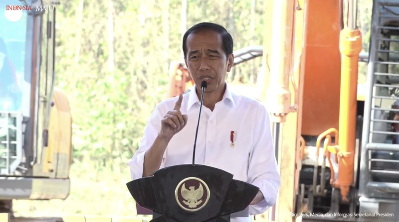 Presiden Joko Widodo saat mengikuti acara Peletakan batu pertama Hotel Nusantara, Penajam Paser Utara, 21 September 2023. (Tangkapan Layar Youtube Sekretariat Presiden)