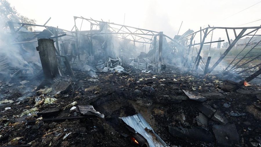 A firefighter works at a site in a residential area, damaged during a Russian missile strike, amid Russia’s attack on Ukraine, in Kyiv, Ukraine September 21, 2023. REUERS/Valentyn Ogirenko