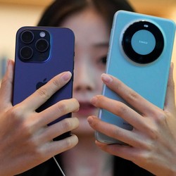 Apple Makin Tertekan, iPhone Jadi Kembaran HP Android