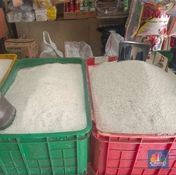 Tak Terkendali, Harga Beras Hari Makin Liar ke Rp 13.260/ Kg