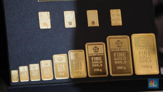 Harga Emas Antam Logam Mulia Hari Ini Turun, Jatuh ke Rp 2,7Juta/Gram