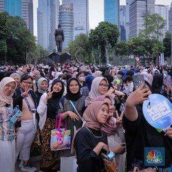 Penampakan GBK Sesak Jelang Konser SMTOWN LIVE 2023