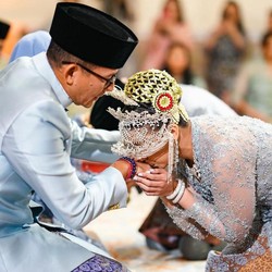 Alasan Sebenarnya Sandiaga Nikahkan Anak di New York Amerika