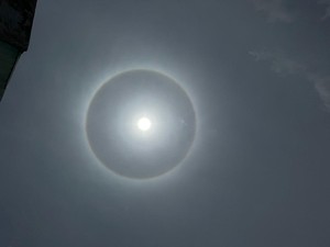 Fenomena Halo Matahari Hiasi Langit Sumsel, Ini Penjelasan BMKG