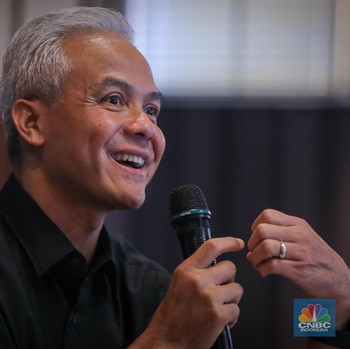 Potret Capres PDIP Ganjar Pranowo Blusukan ke Transmedia