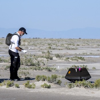 Begini Penampakan Serpihan Alien, NASA Bawa ke Bumi