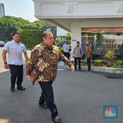 Jokowi Panggil Airlangga Cs ke Istana, Ternyata Mau Bahas Satgas Ini