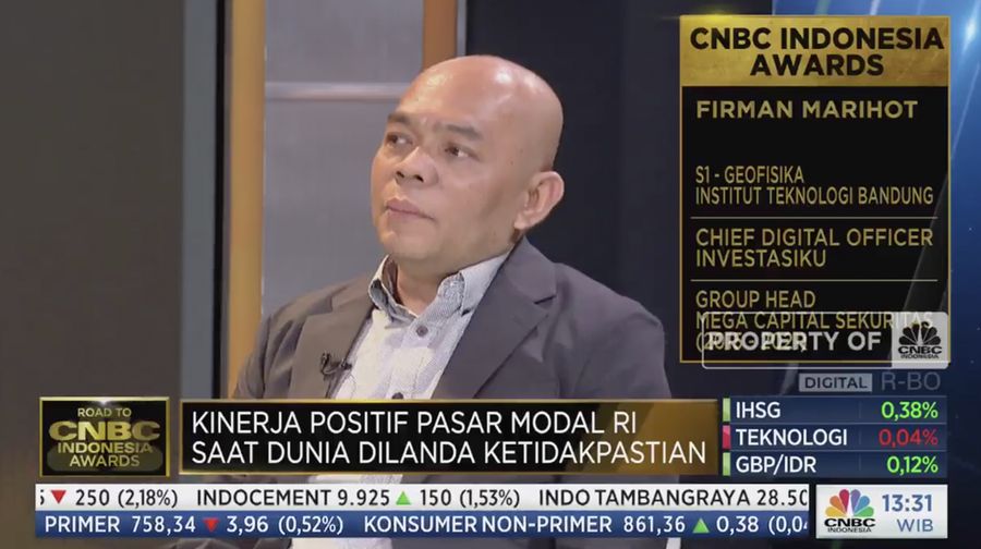 Chief Digital Officer PT. Mega Capital Sekuritas (Investasiku), Firman Marihot dalam Road to CNBC Indonesia Awards 2023. (Tangkapan Layar CNBC Indonesia TV)