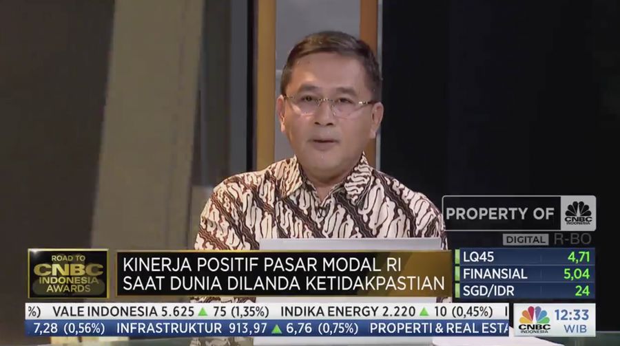 Komite Ketua Umum Asosiasi Perusahaan Efek Indonesia (APEI) Tahun 2023-2026, Jhon C.P. Tambunan dalam Road to CNBC Indonesia Awards 2023. (Tangkapan Layar CNBC Indonesia TV)