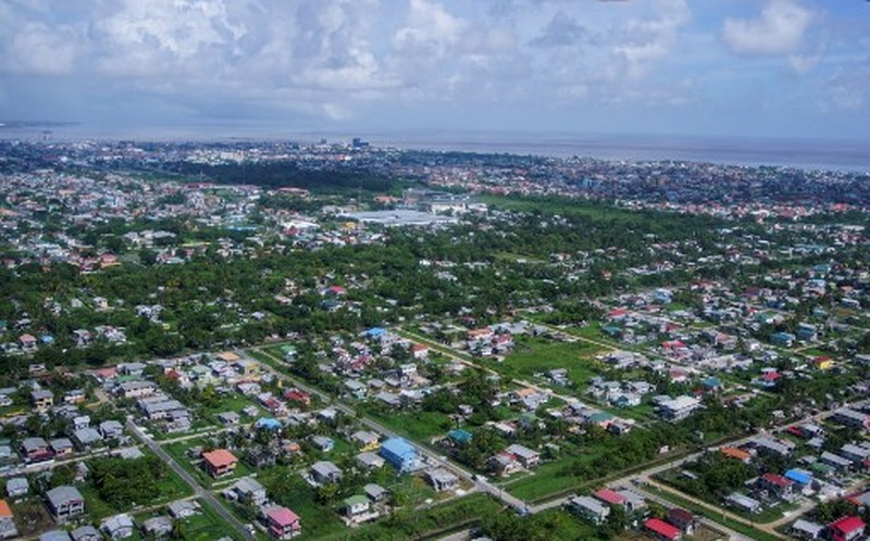 Guyana, sebuah negara di Amerika Selatan dengan populasi sekitar 800.000 orang, diyakini akan menjadi negeri dengan pertumbuhan ekonomi tercepat. Guyana, sebuah negara di Amerika Selatan dengan populasi sekitar 800.000 orang, diyakini akan menjadi negeri dengan pertumbuhan ekonomi tercepat. (Dok. dpi.gov.gy)