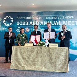 AIIB Dukung Proyek Transisi Energi RI Senilai Rp13,3 T