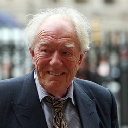 Michael Gambon, Pemeran Dumbledore di Harry Potter Meninggal