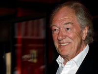 Aktor Michael Gambon Bintang Harry Potter Meninggal Dunia
