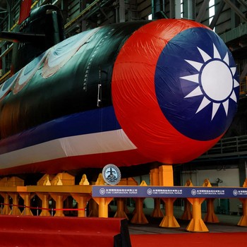 Potret 'Monster Laut' Taiwan Siap Meluncur Lawan China