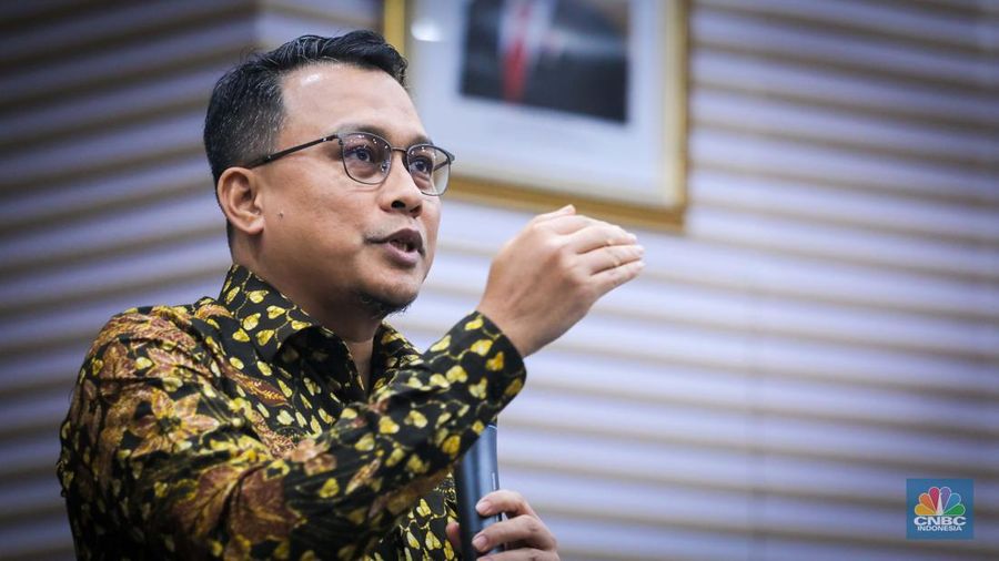 Juru Bicara KPK, Ali Fikri memberikan keterangan saat konferensi pers di gedung Merah Putih, KPK, Jakarta, Jumat (29/9/2023). (CNBC Indonesia/Faisal Rahman)