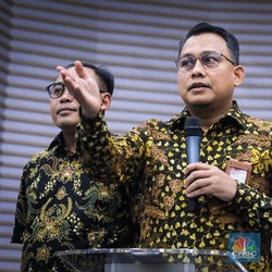 Geledah Ruang Sekjen DPR, KPK Sita Bukti Transfer Uang