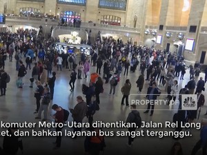 Banjir New York,Jalur Kereta Lumpuh & Warga Terjebak di Jalan