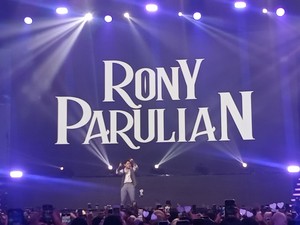 Lirik Lagu Angin Rindu dari Rony Parulian