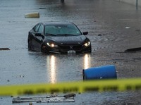 Banjir di New York, Akses Jalan-Kereta Bawah Tanah Lumpuh