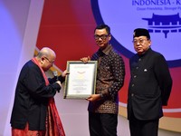 Biografi Jokowi Tulisan Dirut PLN Terbit di Korea