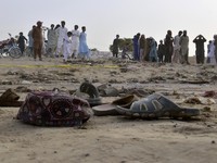 Korban Bom Bunuh Diri Jadi 59 Orang, Pakistan Tuding India