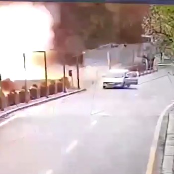 Detik-Detik Serangan Bom Bunuh Diri Turki, Terekam CCTV