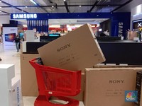 Pelanggan Ngaku Irit Belanja TV di Transmart Full Day Sale