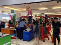 Makin Malam, Transmart Full Day Sale Makin Diserbu Pelanggan