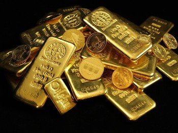 Timur Tengah Panas, Harga Emas Terbang ke US$2.363