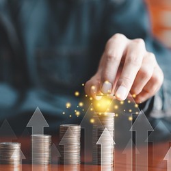 Lebih Aman Taruh Duit di Deposito Bank Digital atau P2P Lending?