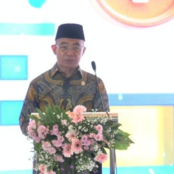 Jokowi Rapat 4 Mata Bareng Muhadjir, Jadwal Cuti Bersama 2024 Diubah?