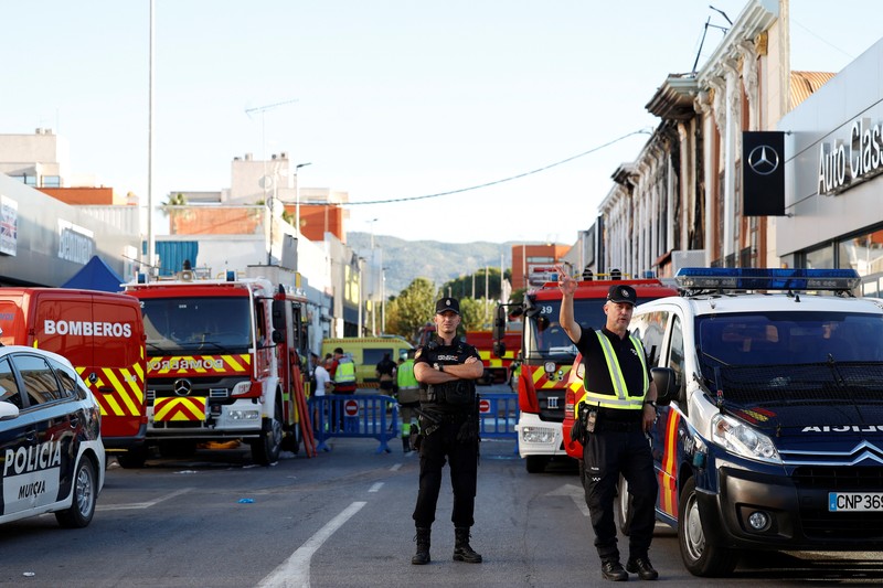 Sedikitnya 13 orang tewas dalam insiden kebakaran di sebuah kelab malam di Kota Murcia, Spanyol. Insiden kebakaran ini diklaim menjadi yang paling mematikan di Spanyol dalam beberapa dekade terakhir. Sedikitnya 13 orang tewas dalam insiden kebakaran di sebuah kelab malam di Kota Murcia, Spanyol. Insiden kebakaran ini diklaim menjadi yang paling mematikan di Spanyol dalam beberapa dekade terakhir. (Tangkapan Layar Video Reuters/LA OPINION DE MURCIA)