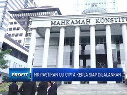 Video: MK Tolak Gugatan UU Cipta Kerja