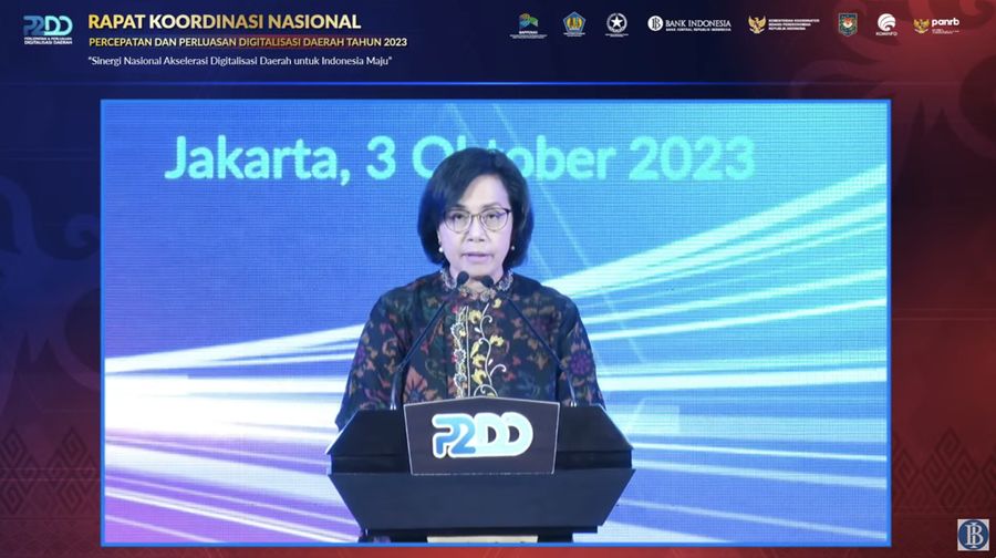Menteri Keuangan Sri Mulyani Indrawati dalam Rakornas P2DD Sinergi Nasional Akselerasi Digitalisasi Daerah untuk Indonesia Maju di Grand Sahid Jaya, Jakarta, Selasa (3/10/2023). (Tangkapan Layar Youtube Bank Indonesia)
