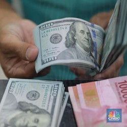 Rupiah Ngegas, Dolar AS Diramal Sentuh Rp 15.550
