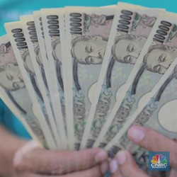 Yen Anjlok ke Level Terendah dalam 34 Tahun Terakhir