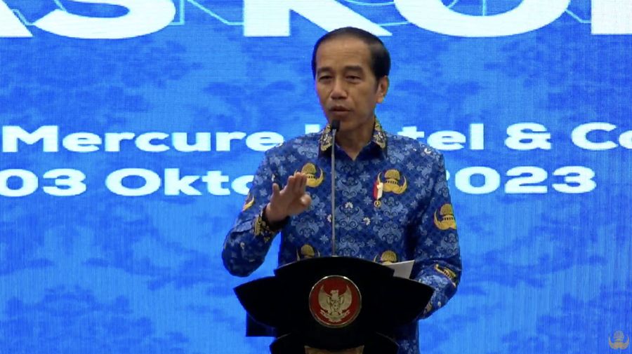 Presiden Joko Widodo dalam RAKERNAS KORPRI Tahun 2023. (Tangkapan Layar Youtube DEWAN PENGURUS KORPRI NASIONAL)