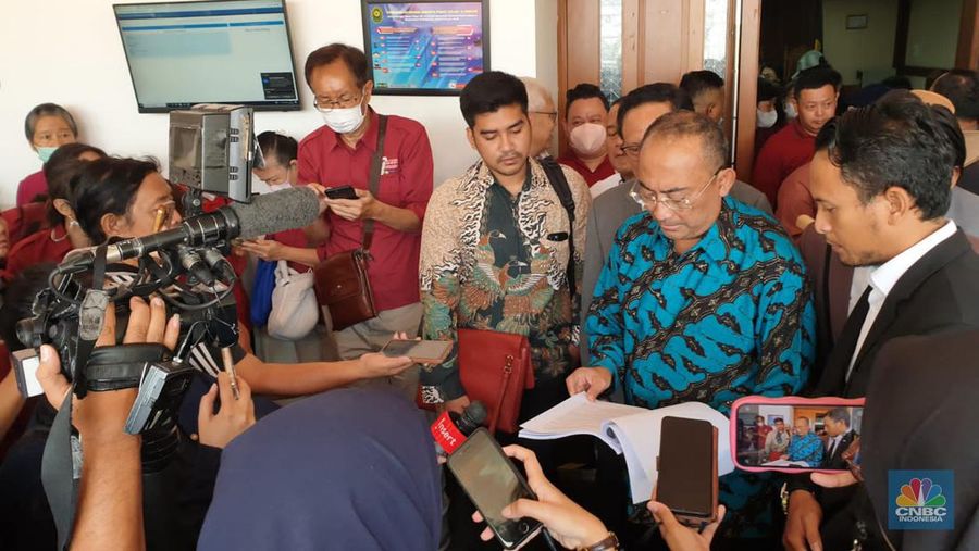 Sidang Gugatan Perwakilan Kelompok (Class Action) Atas Kasus Gagal Bayar Wanaartha Life. (CNBC Indonesia/Mentari Puspandini)