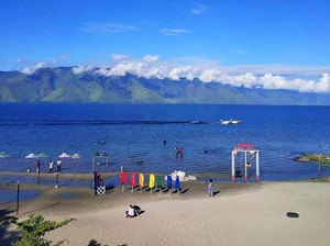 Samosir Cuan Saat Lebaran: Wisatawan Ramai, Penginapan Penuh