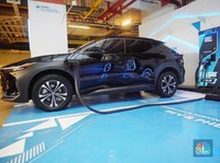 Bentar Lagi, Ngecas Mobil Listrik Toyota Bisa di mana saja