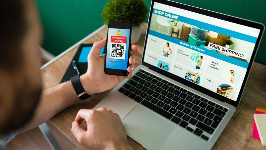 Ilustrasi ecommerce. (Dok. Freepik)