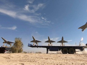 AS Tembak Jatuh Drone Iran yang Serang Israel