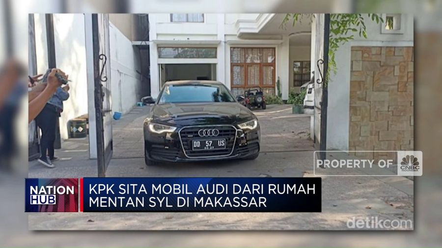 KPK Sita Mobil Audi Dari Rumah Mentan SYL di Makassar