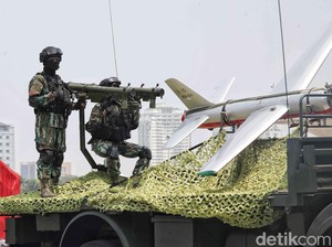 Sejarah Hari Artileri Nasional 4 Desember, Awal Mula Perkembangan Alutsista RI