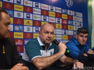 Pelatih Persib Pastikan Lepas 2 Pemain Asing